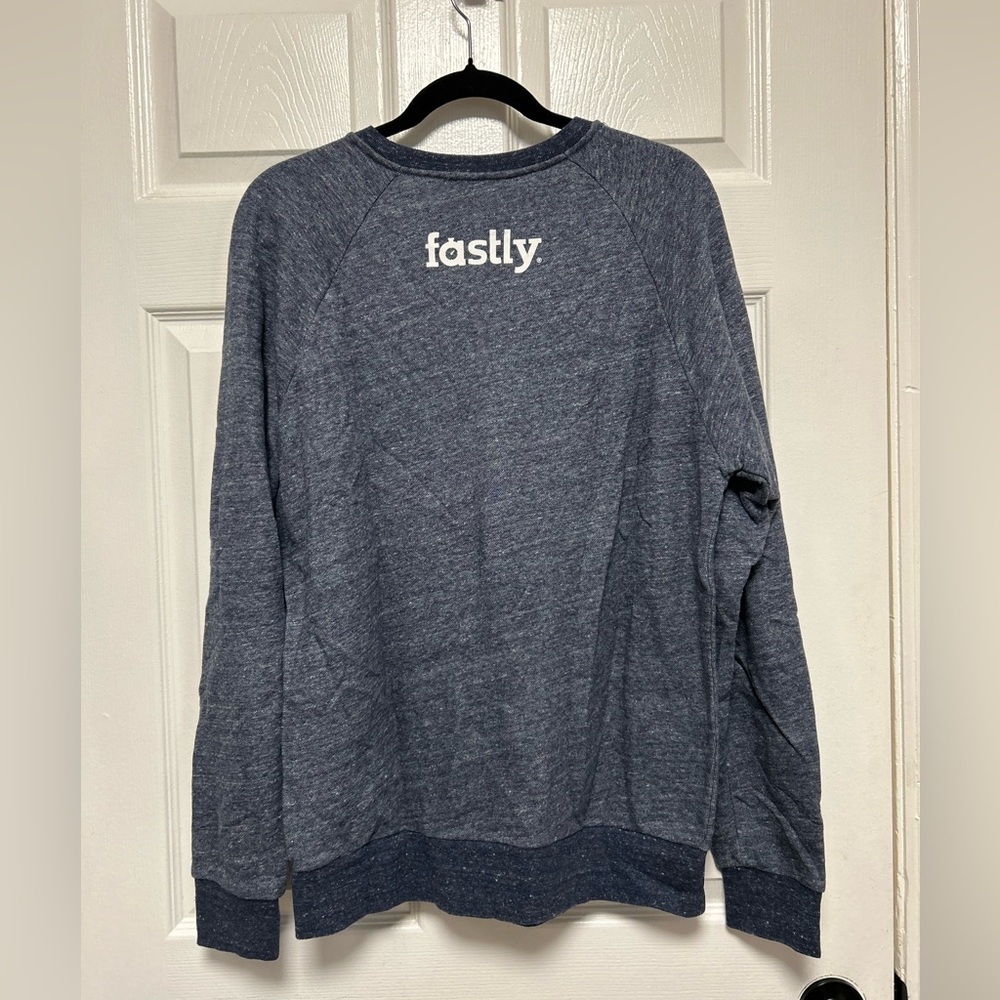Everlane  Women’s Pullover Crew Neck Size Medium
